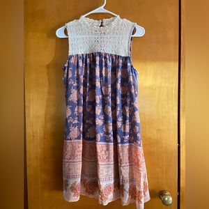 Sleeveless summer tunic